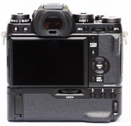 FUJIFILM フジ XT1ボディ + バッテリグリップVG-XT1レンズ付き